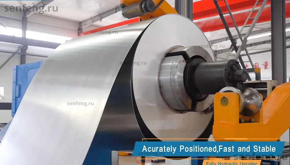 Senfeng SF1502CH - автоматизированный комплекс лазерной резки с рулонной подачей и кабинетной защитой. Толщина рулонного материала до 2 мм, ширина до 1500 мм. Мощность от 1,5 до 6 кВт.